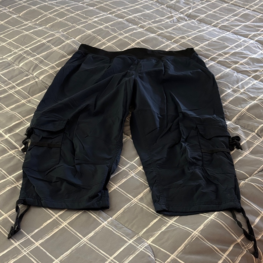 Zumba Fitness Dark Cargo Shorts